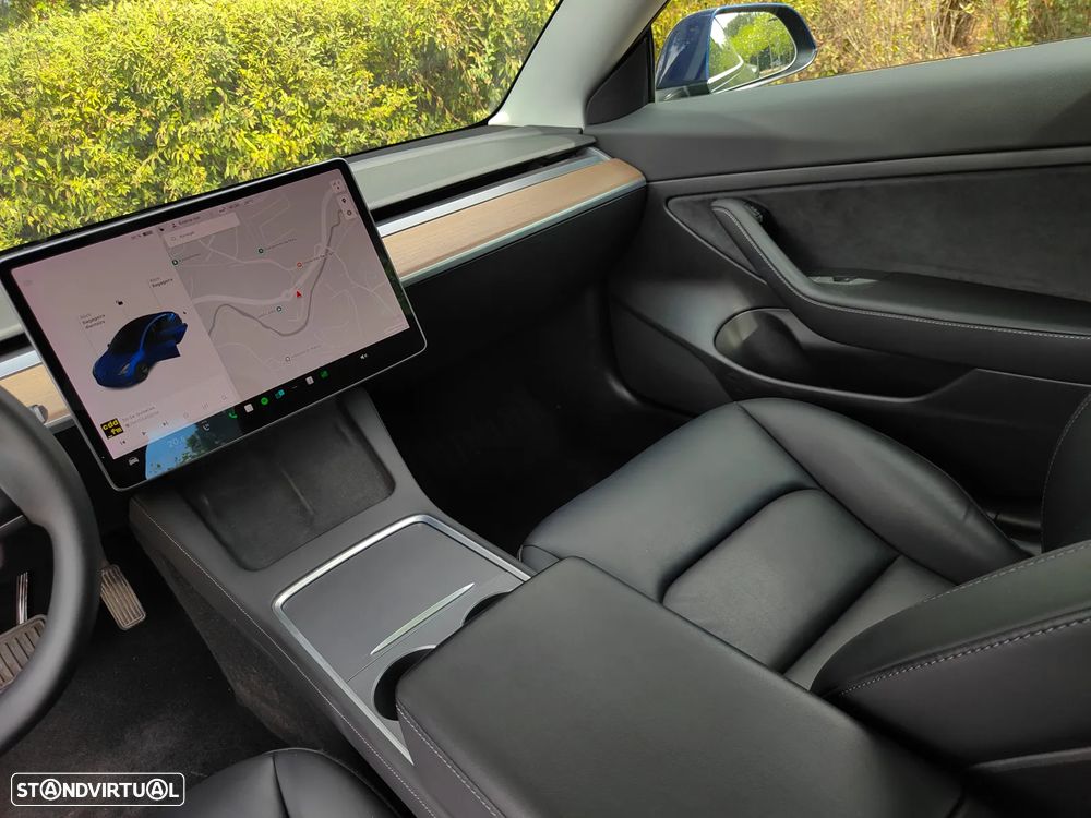 Tesla Model 3 Standard RWD - 37
