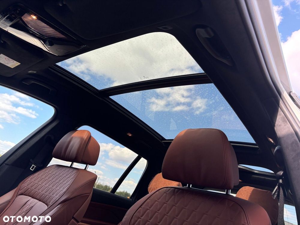 BMW X7 - 37