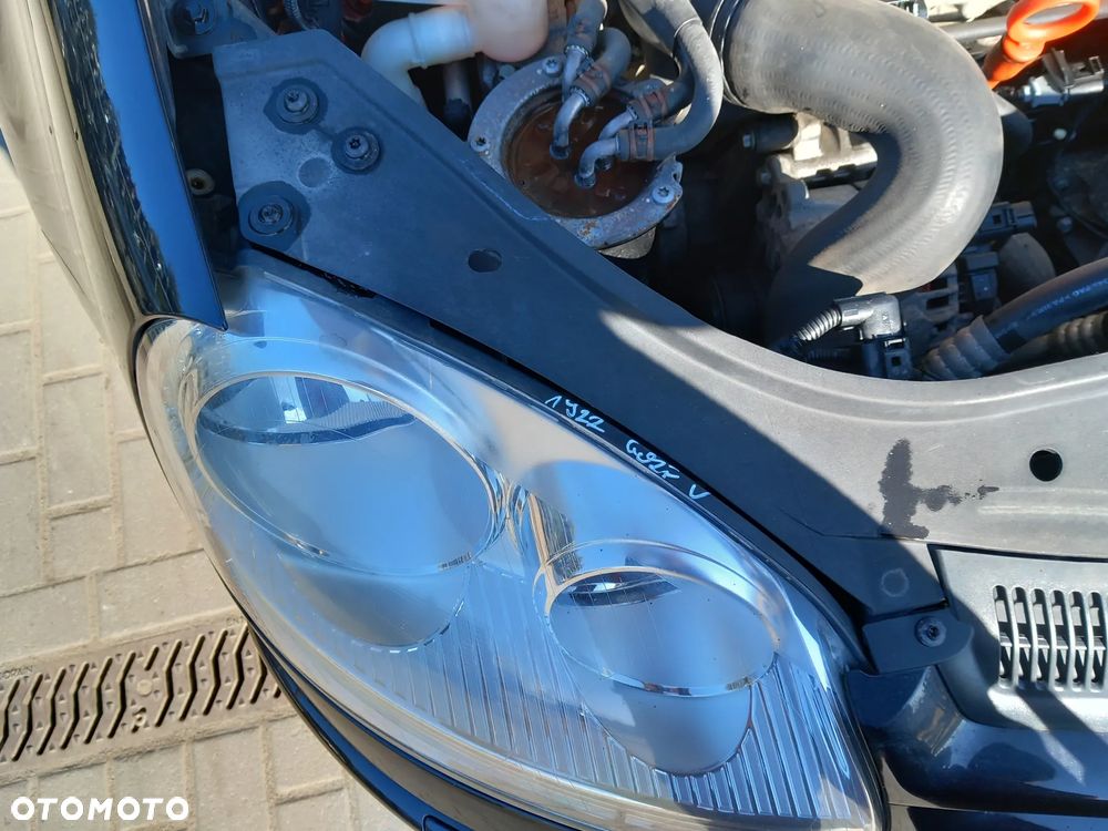 VW GOLF V LAMPA REFLEKTOR PRAWA PRZEDNIA PRAWY PRZÓD - 2