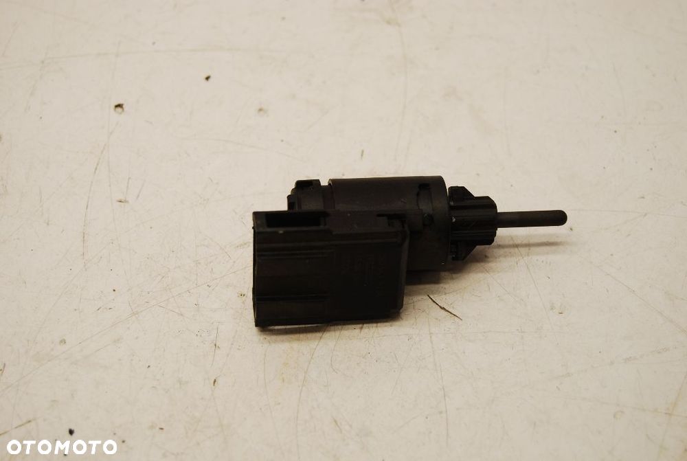 CZUJNIK STOP 3B0945511A 3B0945511 3B0945511B VW GOLF V AUDI SEAT - 4