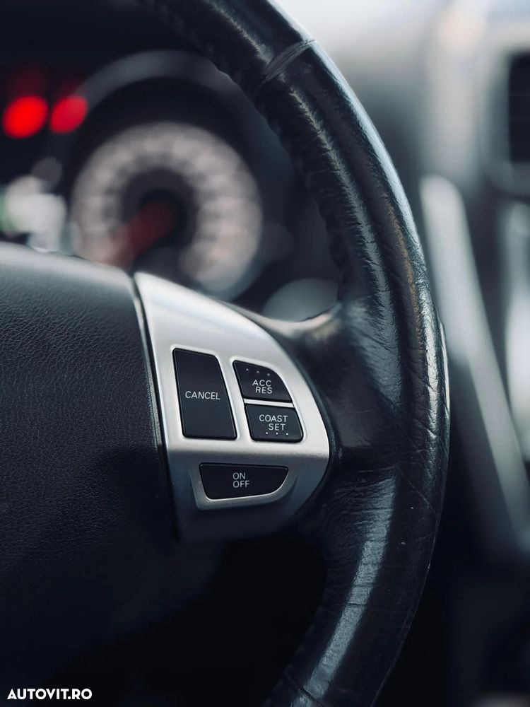 Mitsubishi ASX 1.8 DI-D 4WD Intense - 28