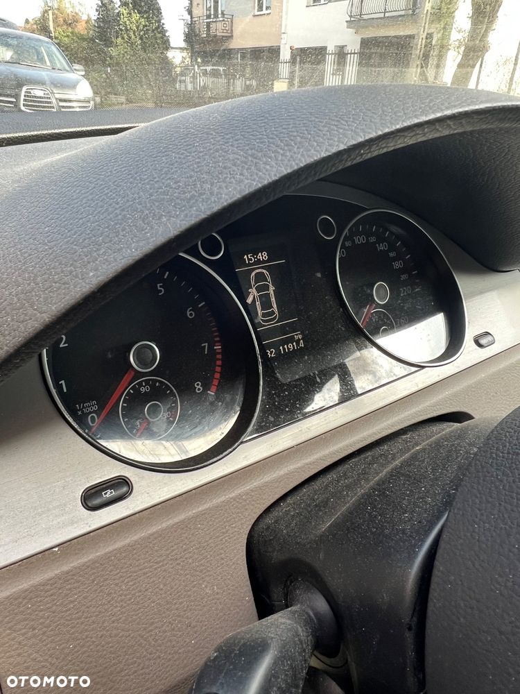 Volkswagen Passat 1.8 TSI Comfortline - 8