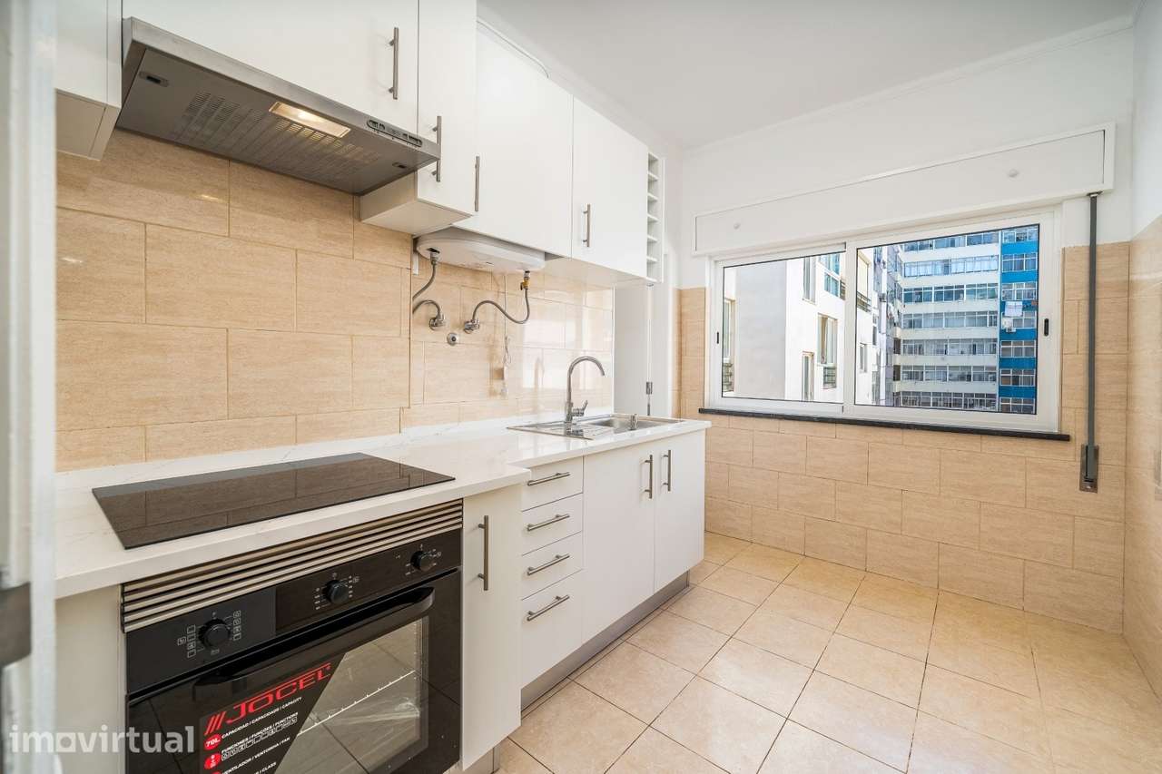 Apartamento T2 em Portimão - Grande imagem: 3/21