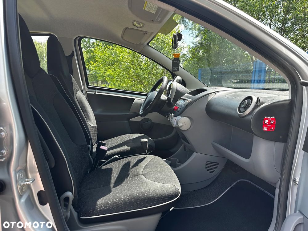 Peugeot 107 70 2-Tronic Filou - 32