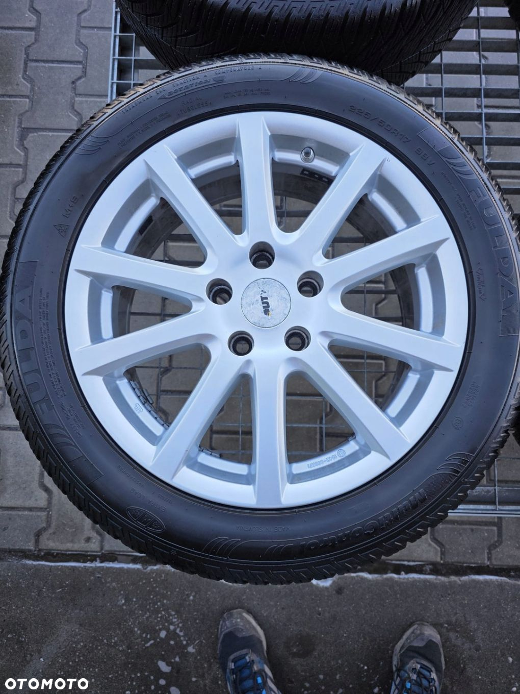 OPEL ASTRA J ZAFIRA C 5X115 FELGI ALUMINIOWE R17 OPONY 225/50 - 5