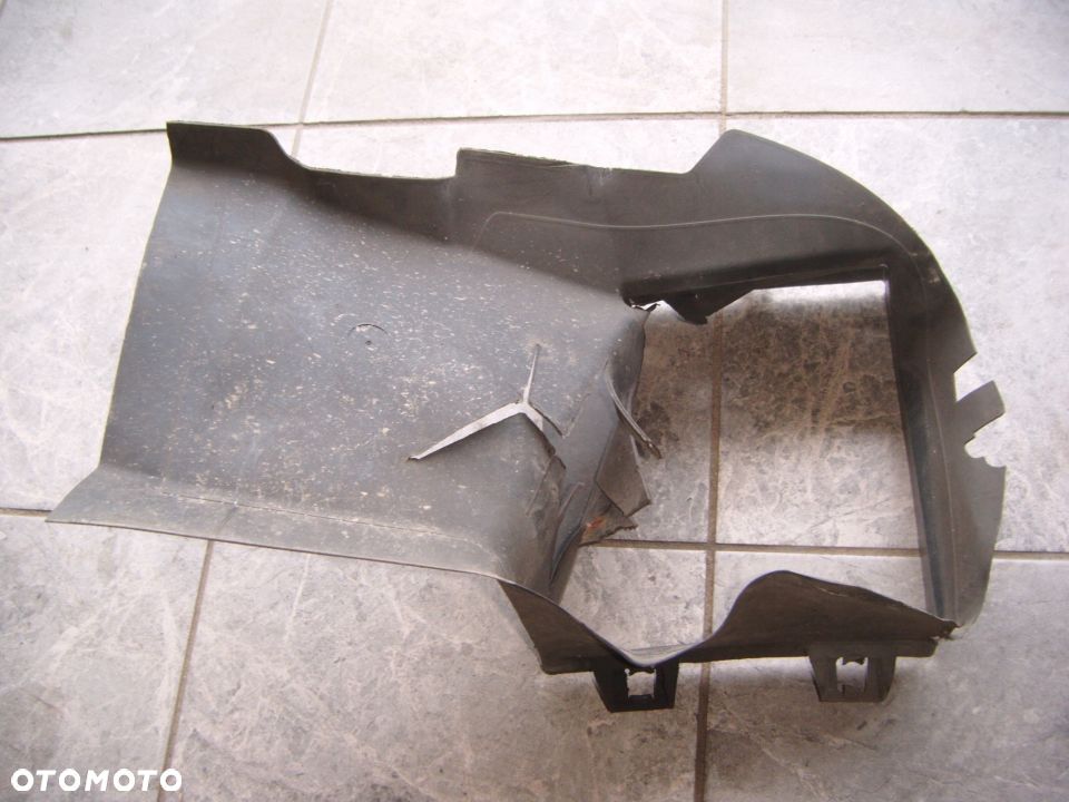 PASSAT B5 03R KIEROWNICA POWIETRZA 3B0121467C - 1