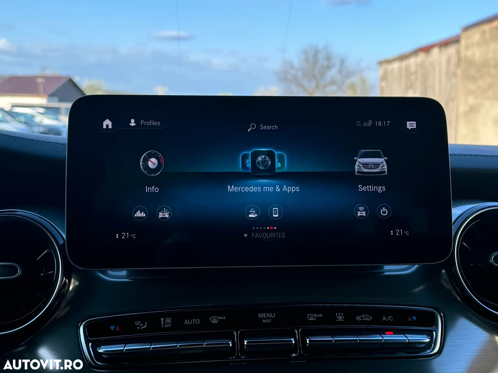 Mercedes-Benz V 300 d lang 4Matic 9G-TRONIC Exclusive Edition - 27