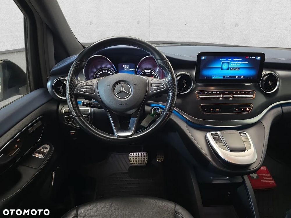 Mercedes-Benz EQV - 8