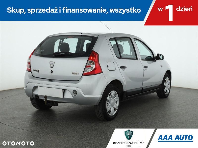 Dacia Sandero - 6