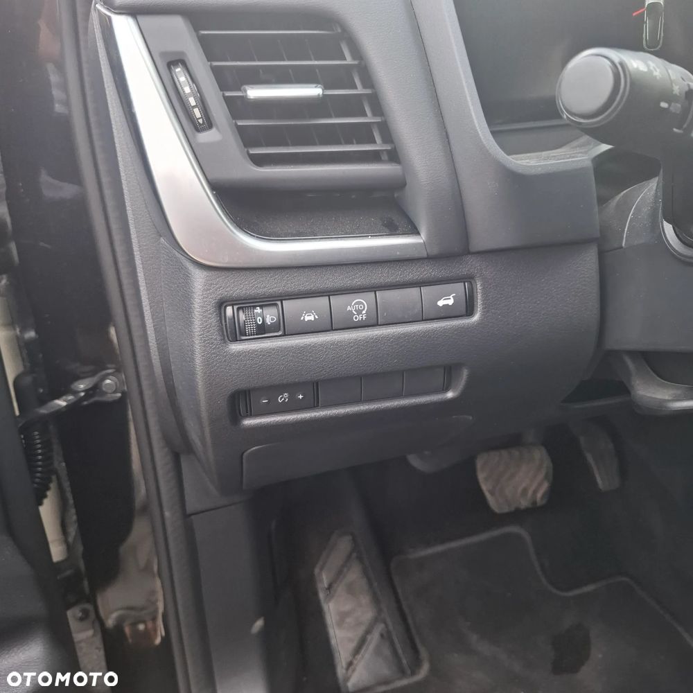 Nissan Qashqai - 15