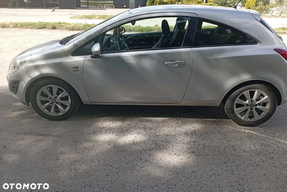 Opel Corsa 1.4 16V Active - 5