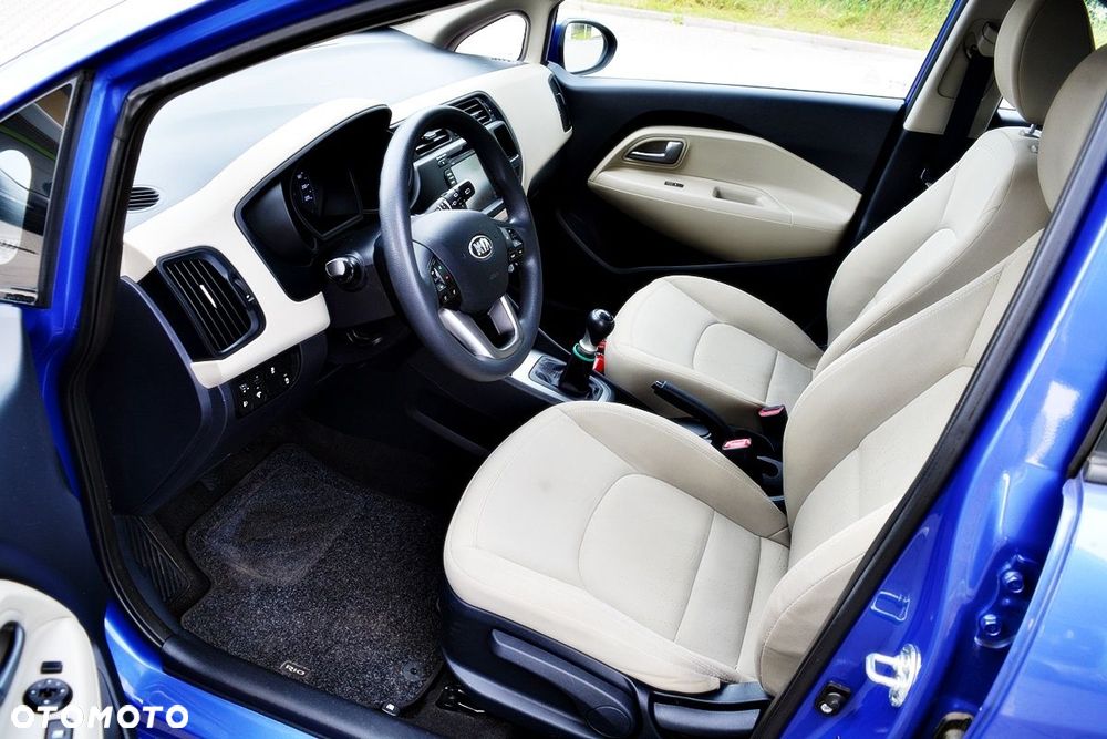Kia Rio 1.2 Business Line - 16