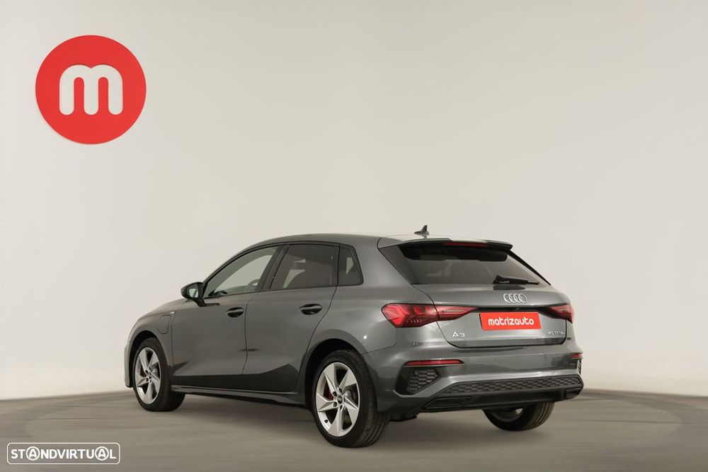 Audi A3 Sportback 45 TFSIe S line - 3