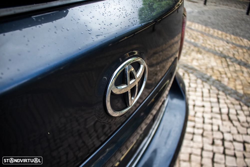 Toyota Avensis SW 2.2 D-CAT Premium - 12