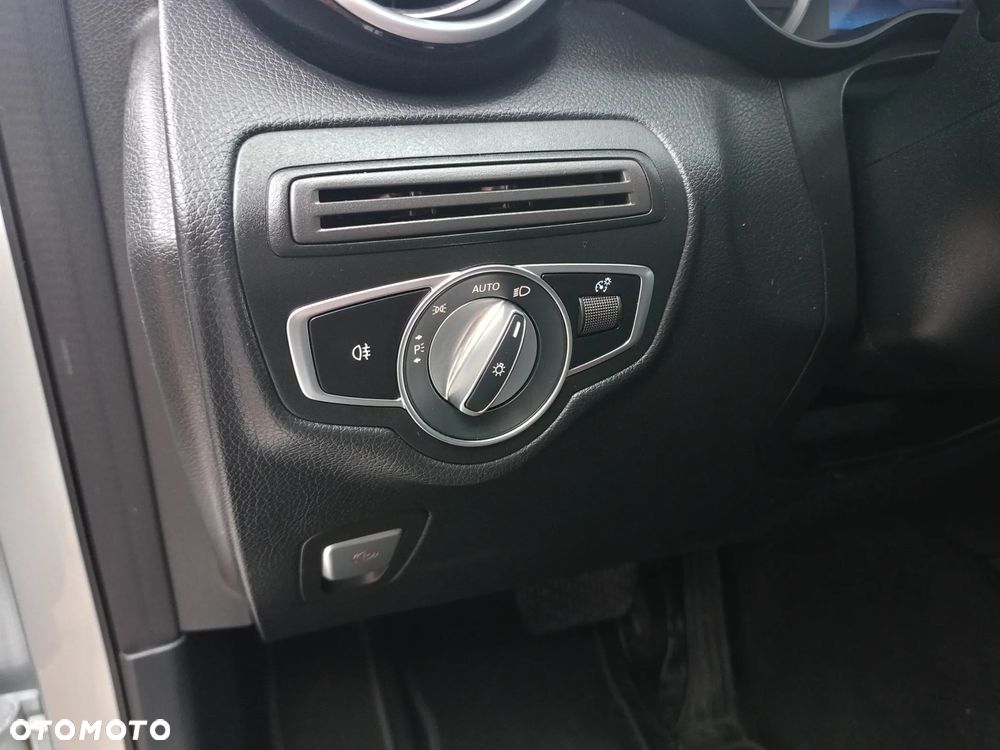 Mercedes-Benz GLC - 24