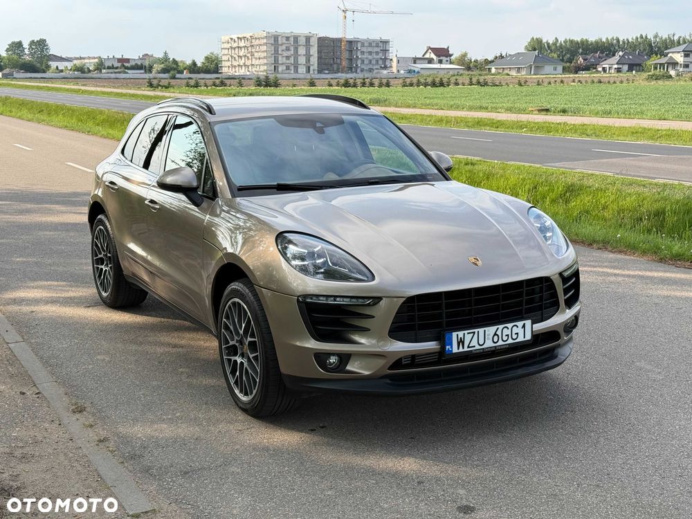 Porsche Macan - 2