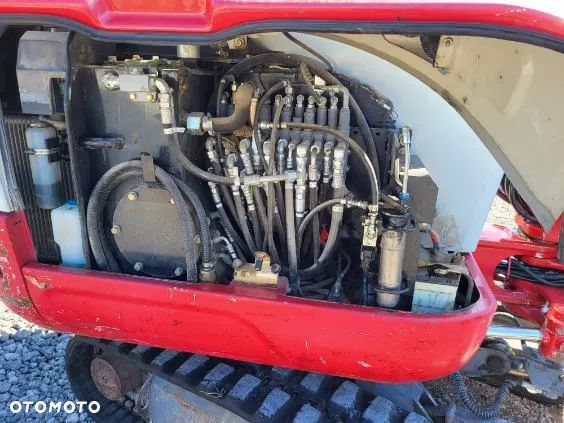 Takeuchi TB230 - 2