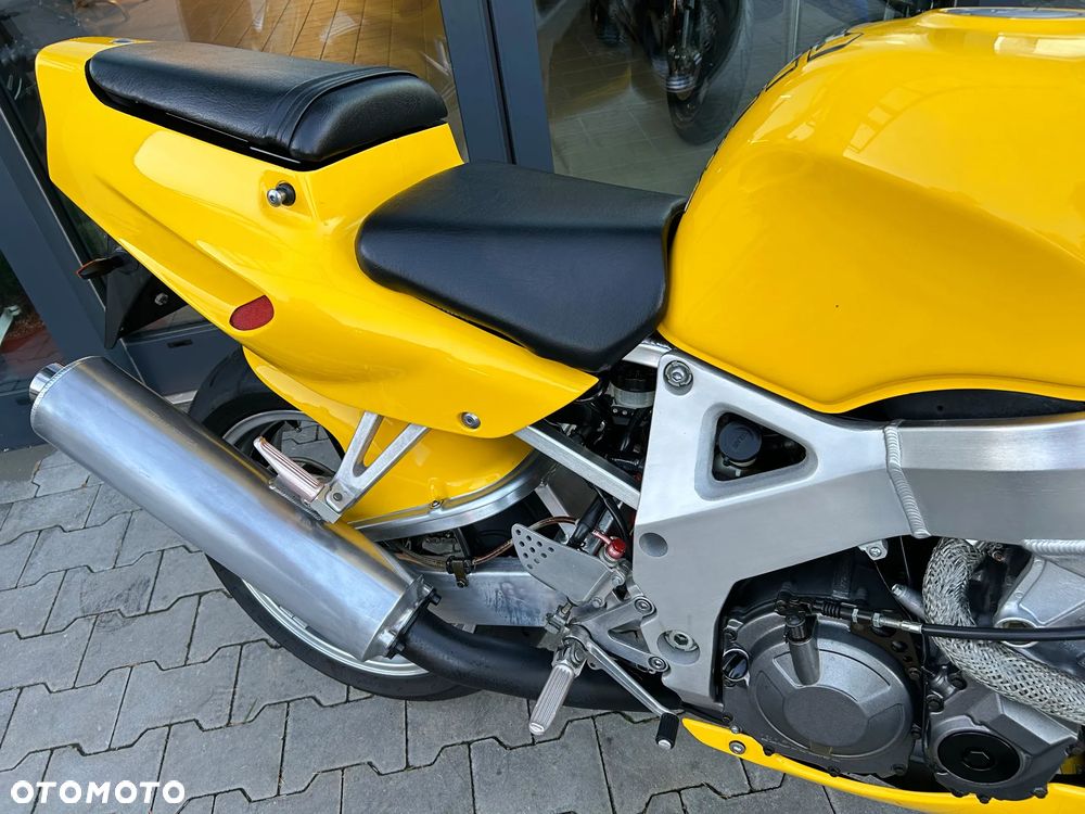 Honda CBR - 12