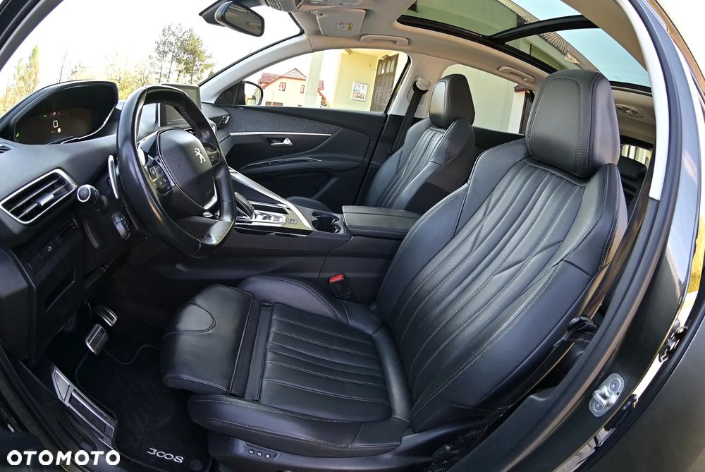 Peugeot 3008 1.2 PureTech Allure S&S EAT8 - 21