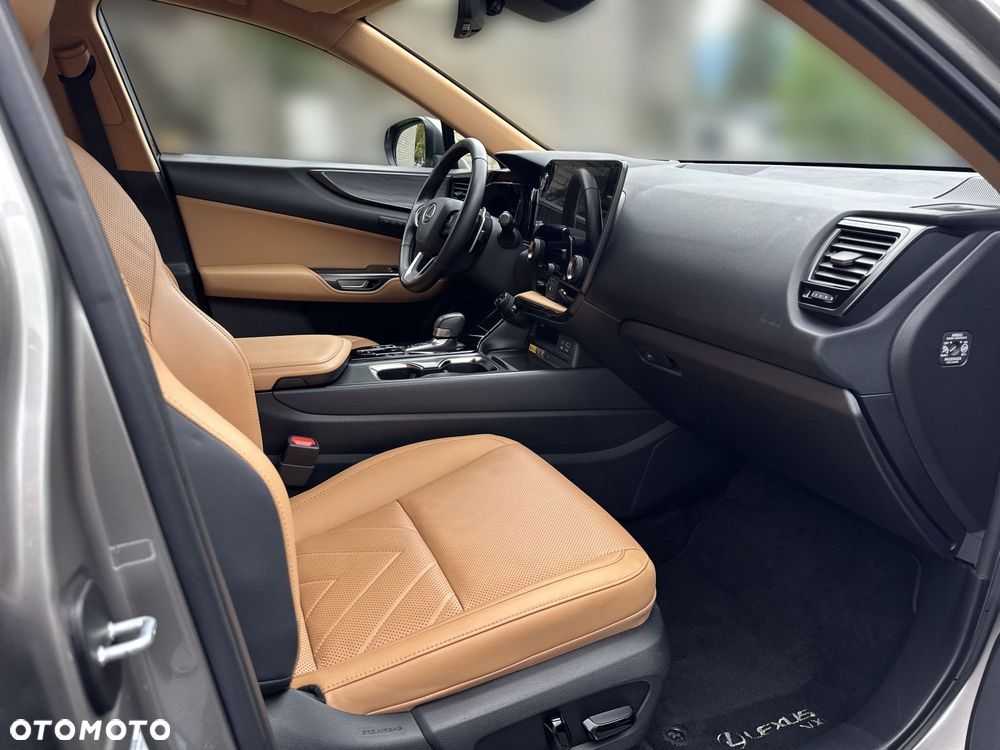 Lexus NX 450h+ Omotenashi AWD - 23