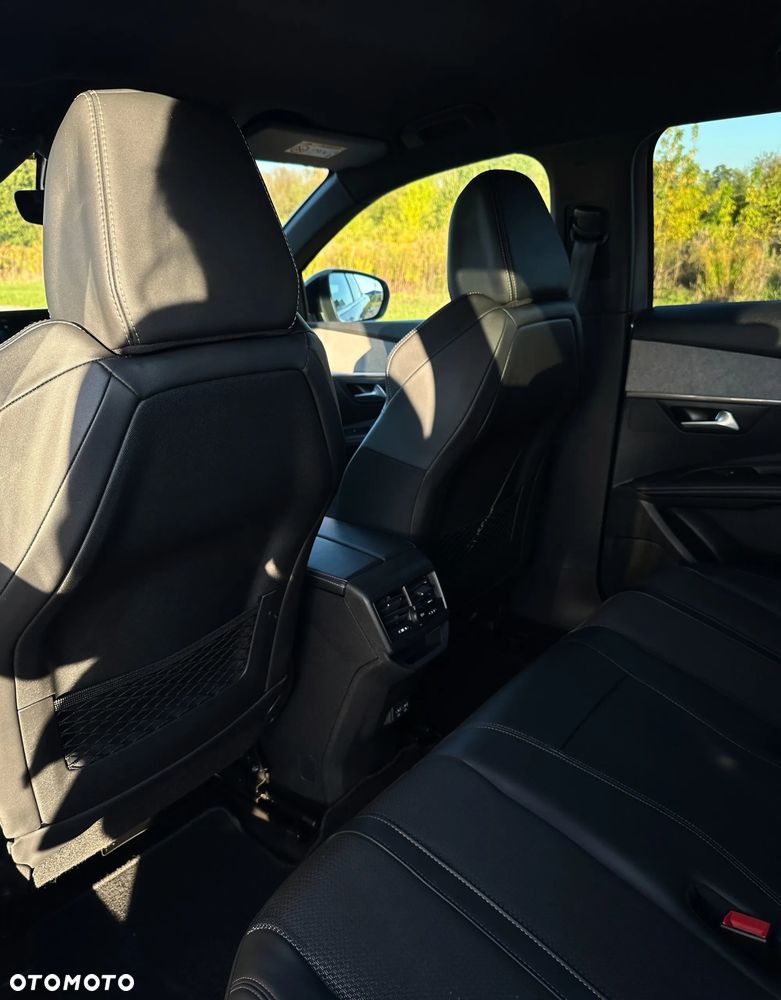 Peugeot 3008 225 e-EAT8 GT - 36
