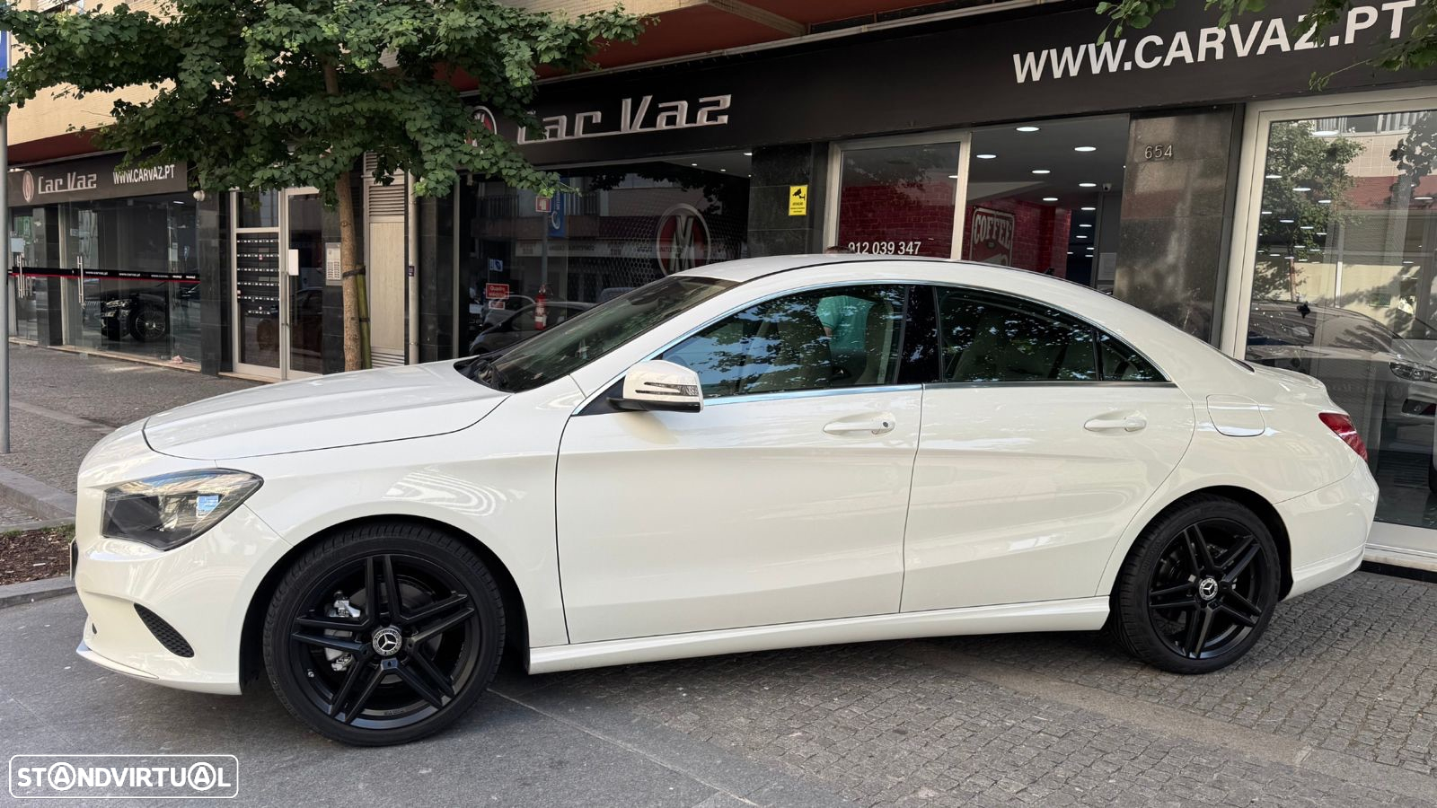 Mercedes-Benz CLA 220 - 5