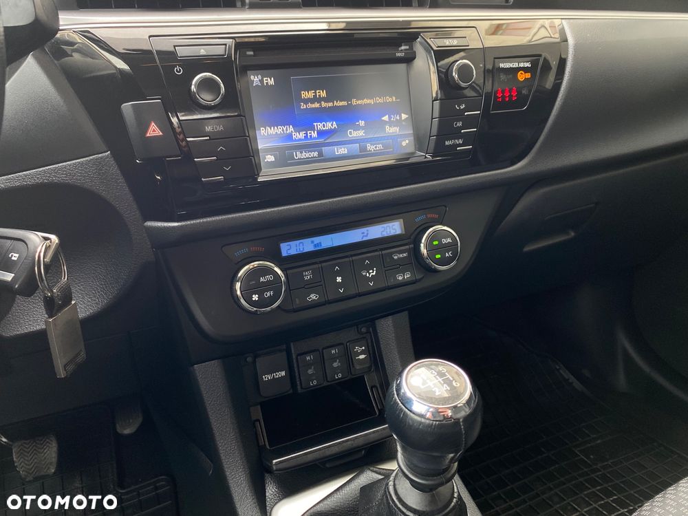 Toyota Corolla 1.6 Premium - 27