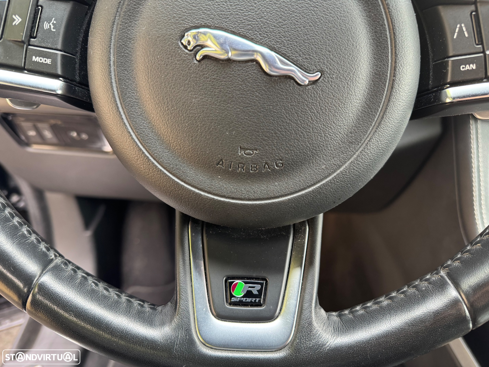 Jaguar F-Pace 2.0 i4D R-Sport AWD Aut. - 12