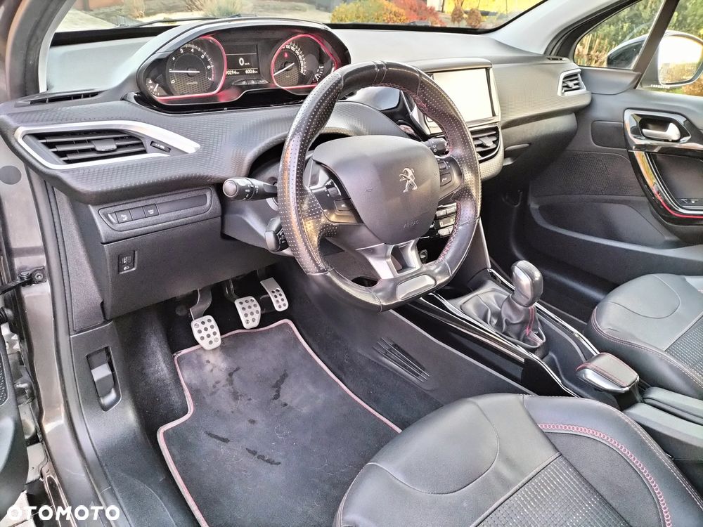 Peugeot 2008 PureTech 110 Stop&Start GT-Line Edition - 18