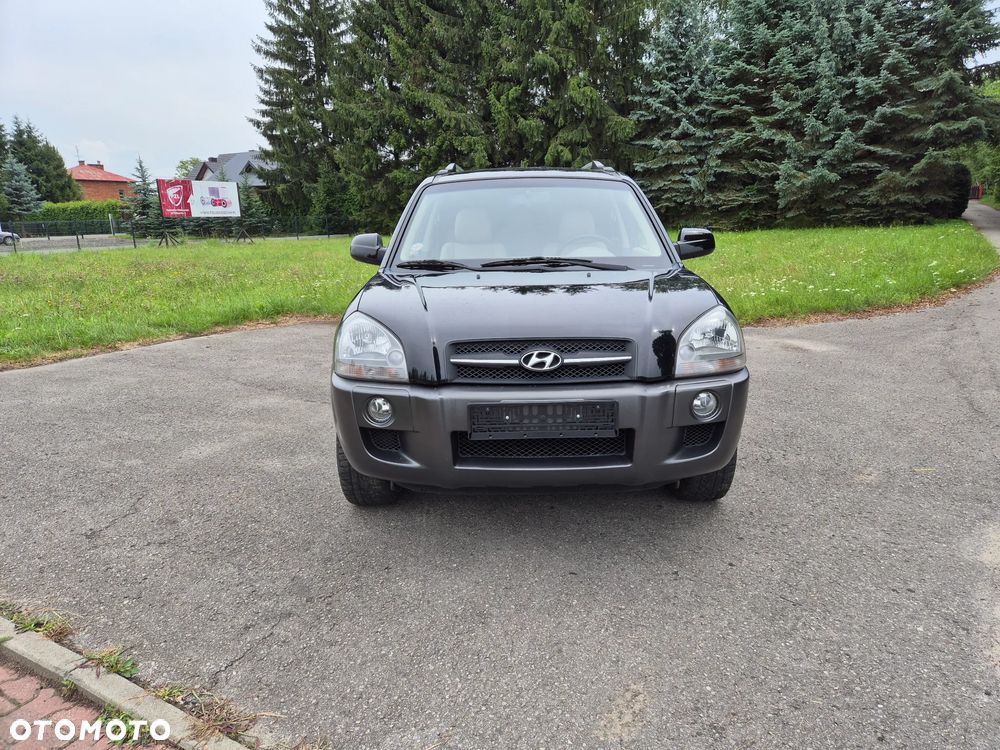 Hyundai Tucson 2.0 Elegance / Premium - 2