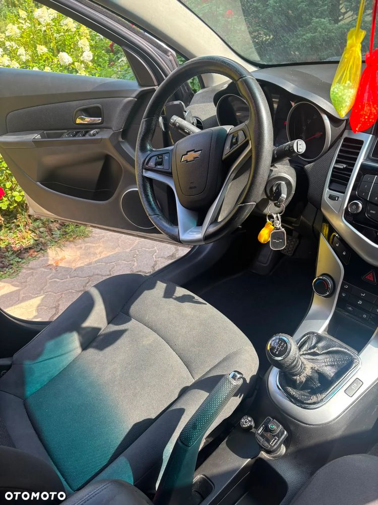 Chevrolet Cruze - 3