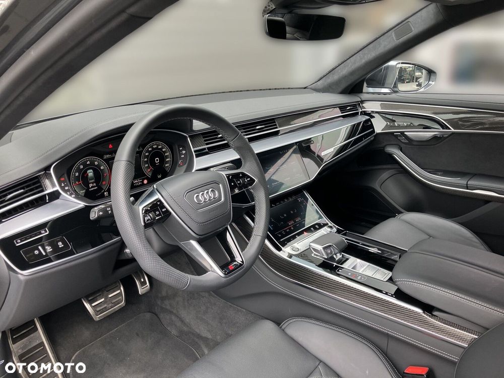 Audi A8 - 11