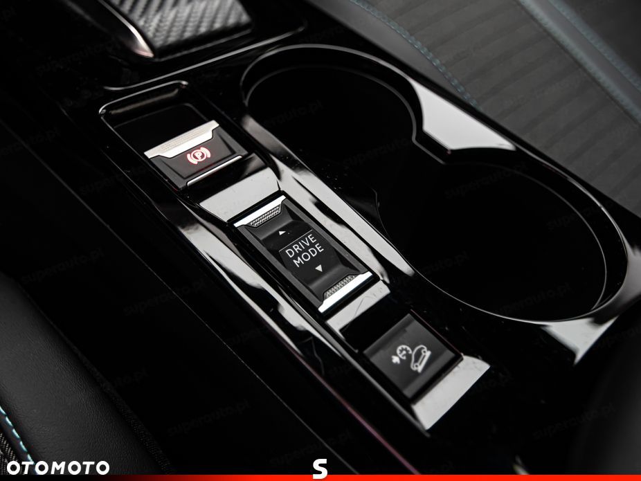 Peugeot 2008 1.2 PureTech Allure Pack S&S EAT8 - 21