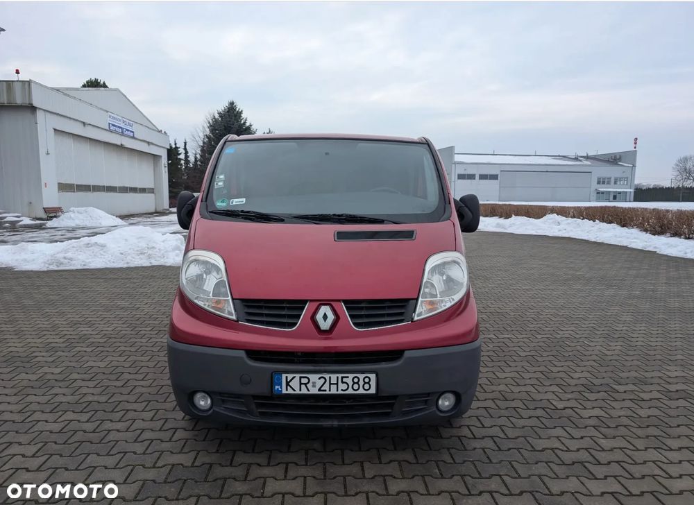 Renault Trafic - 1