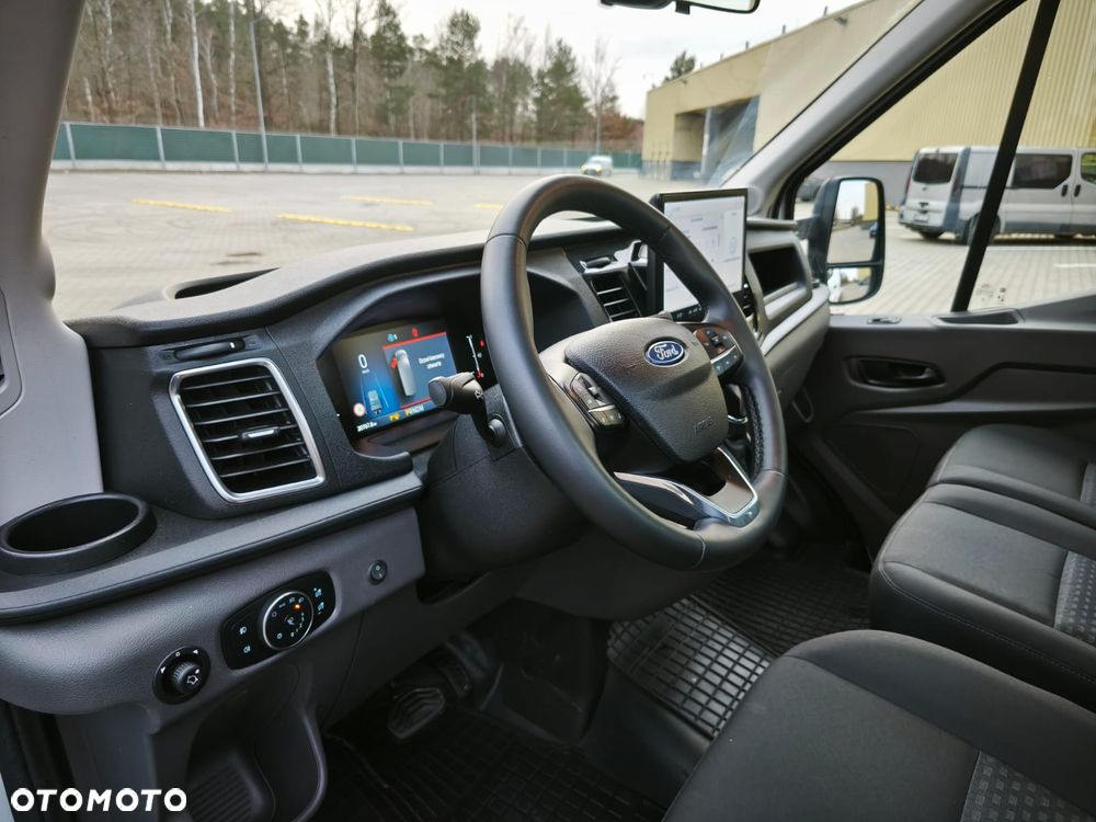 Ford Transit bliźniak laweta / autopomoc. Najazd 5m - 18