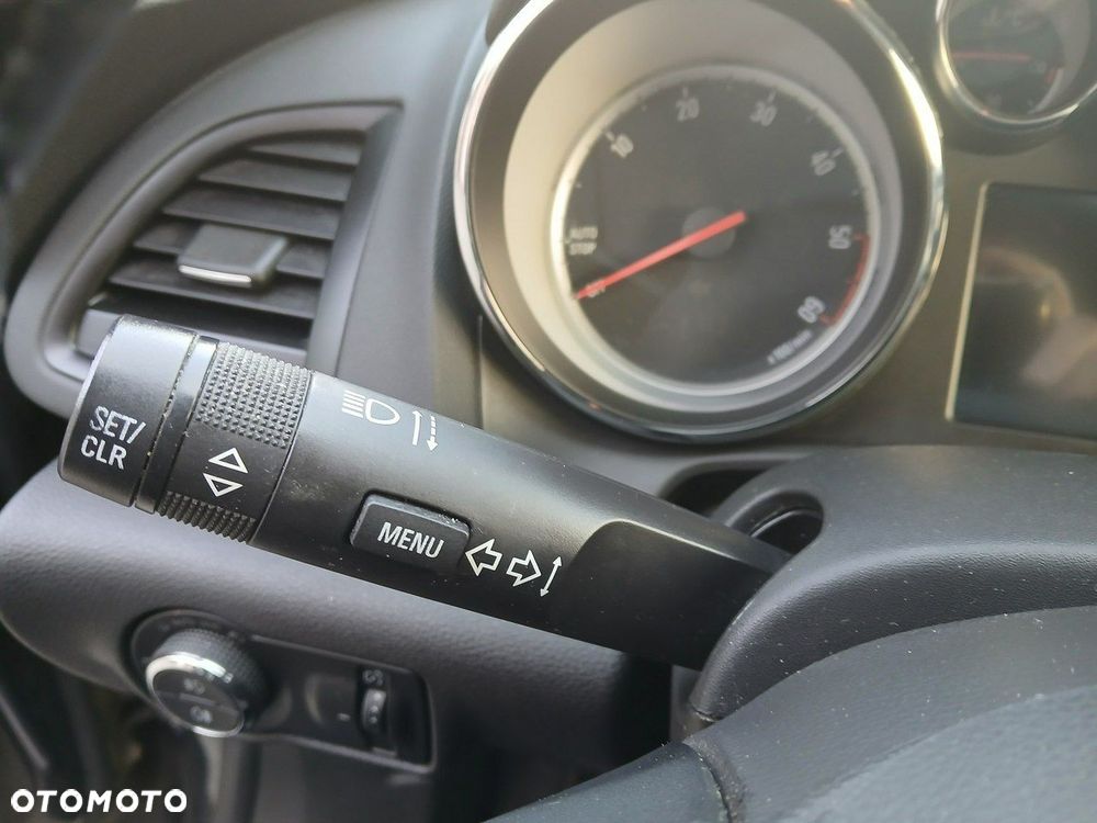 Opel Astra 1.6 CDTI Cosmo - 19