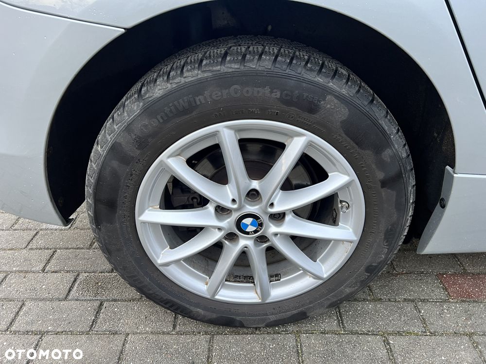 BMW Seria 2 216d - 21