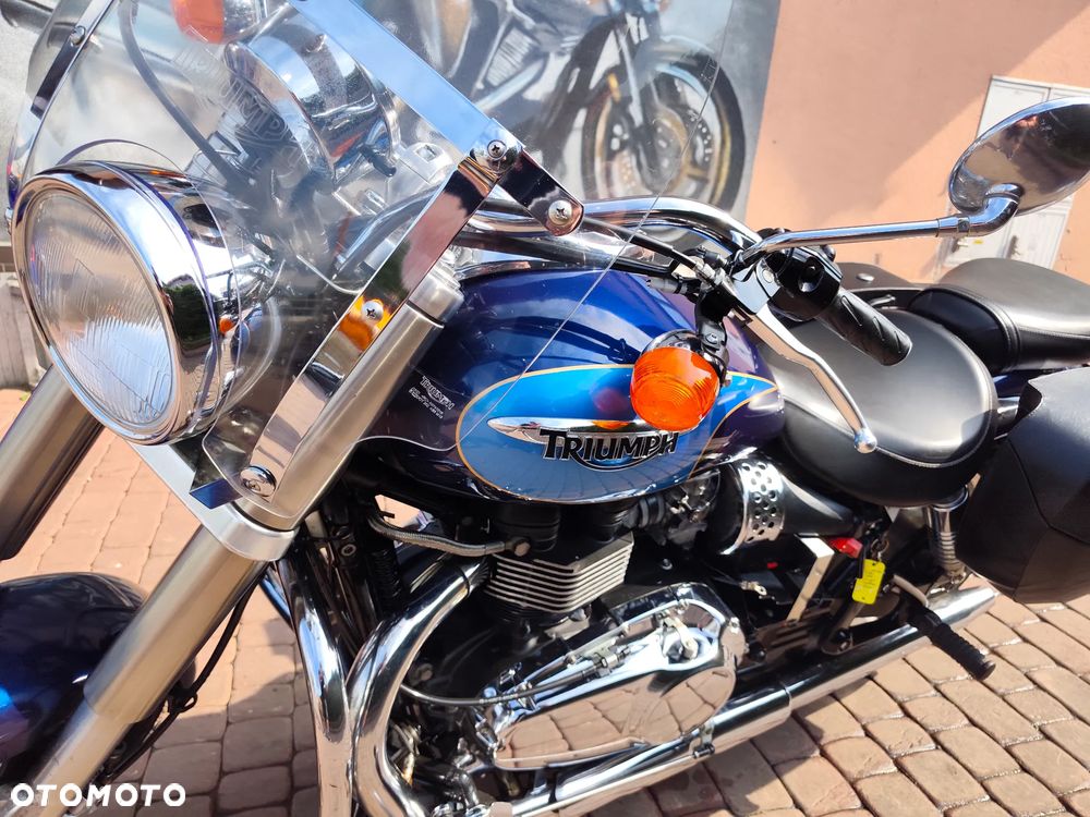 Triumph America - 26