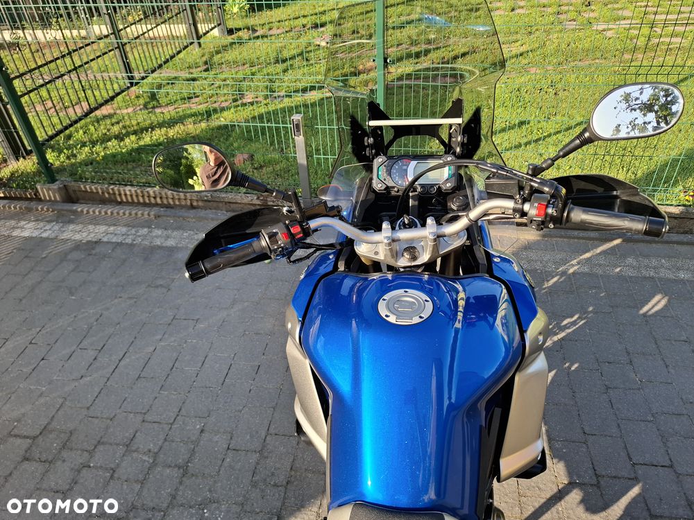 Yamaha XT - 22