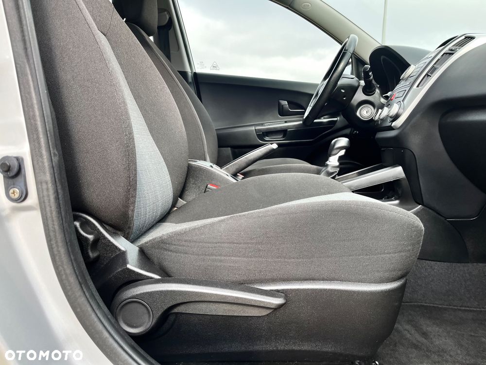 Kia Ceed 1.4 CVVT Attract - 11