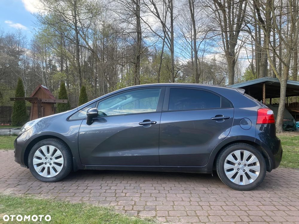 Kia Rio 1.2 Dream Team Edition - 6