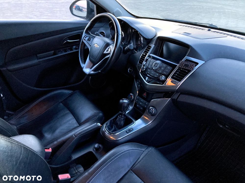 Chevrolet Cruze - 15
