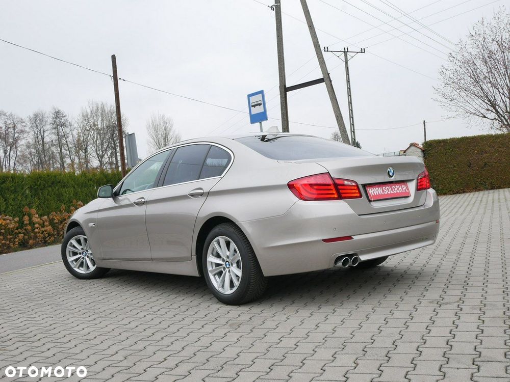 BMW Seria 5 520d Luxury Line - 13