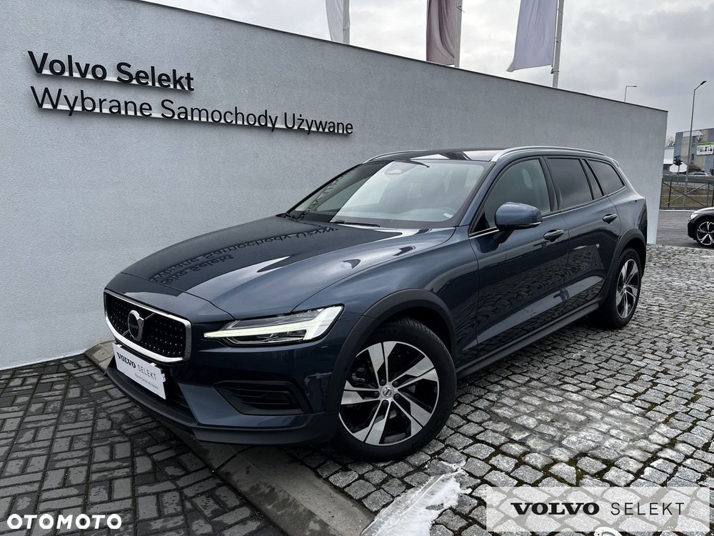 Volvo V60 Cross Country - 2