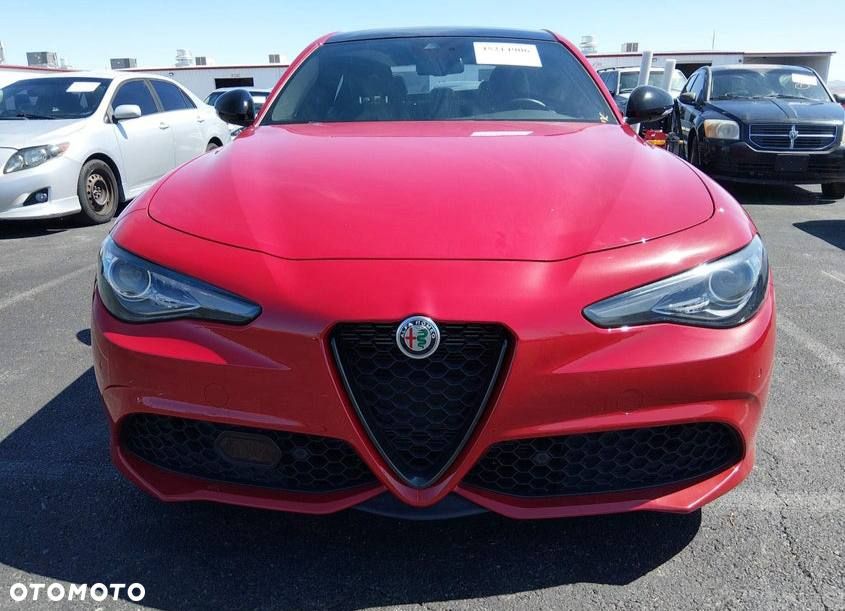 Alfa Romeo Giulia 2.0 Turbo 16V AT8 Veloce Ti - 6