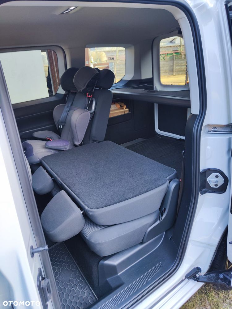 Volkswagen Caddy 2.0 TDI DSG - 15