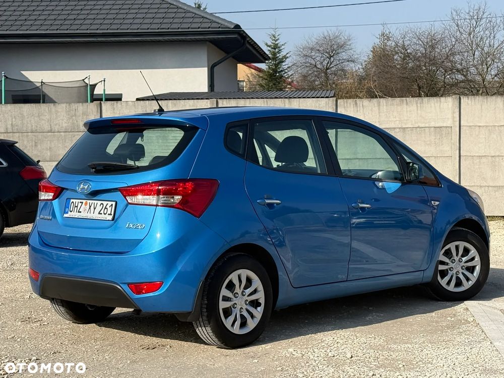 Hyundai ix20 1.4 blue Passion - 13