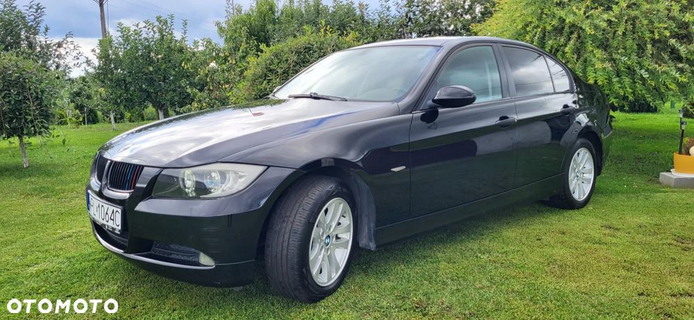 BMW Seria 3 320i - 16