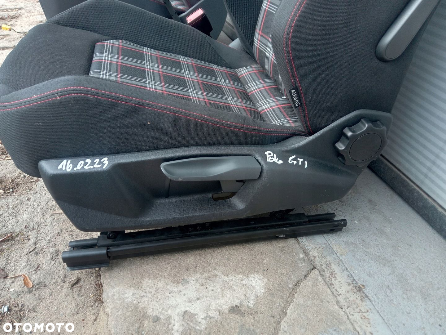VW POLO 2G GTI FOTELE PRZÓD TYŁ KANAPA 2019 ROK 5- DRZWI 5D - 14
