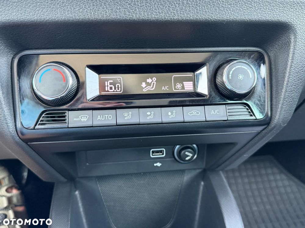 Skoda Fabia 1.0 TSI Style - 27
